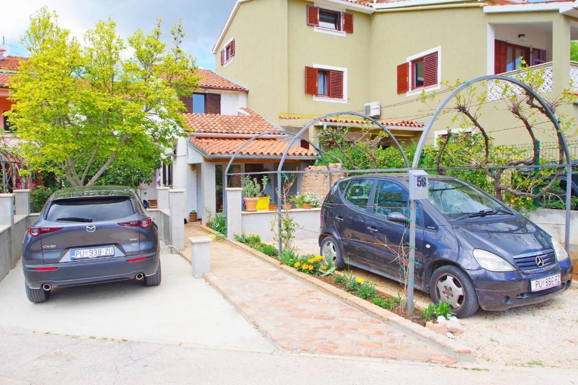 Studio-Wohnung In Der Naehe Des Meeres Štinjan Exteriör bild